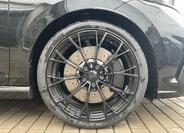 Volkswagen Golf 9