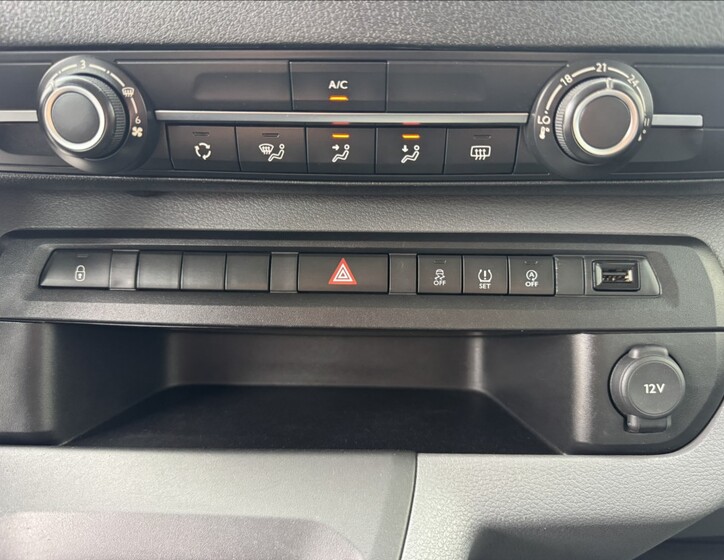Peugeot Expert 38
