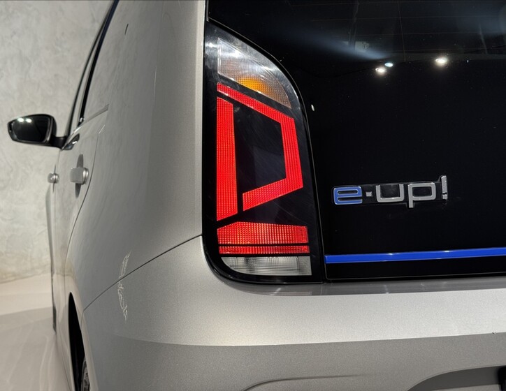 Volkswagen e-up! 12