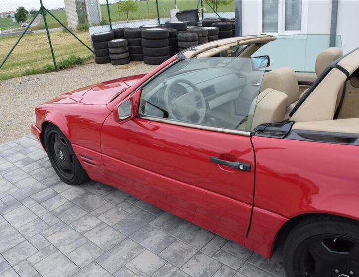 Mercedes-Benz SL 10