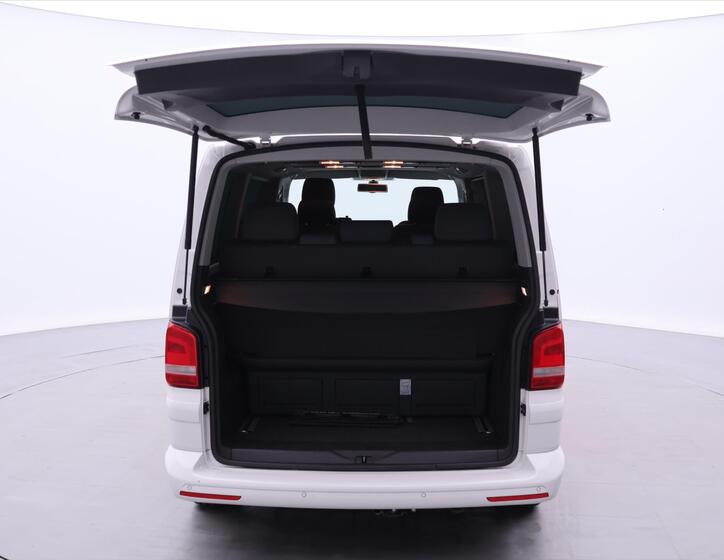 Volkswagen Multivan 9