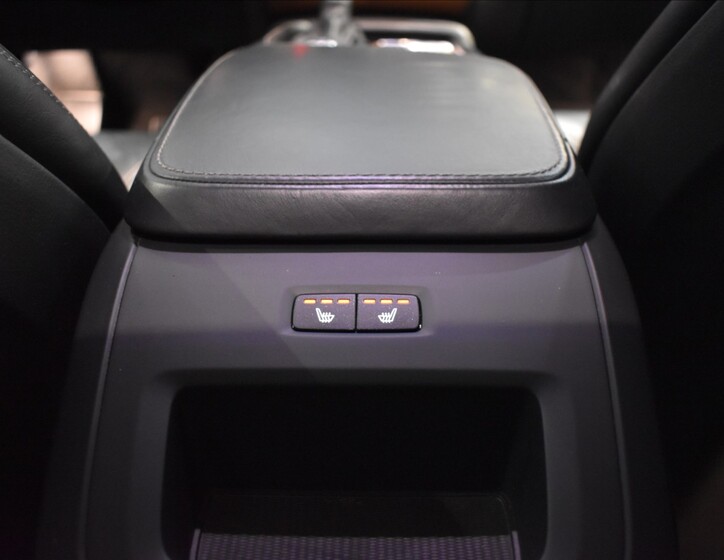 Volvo XC90 17