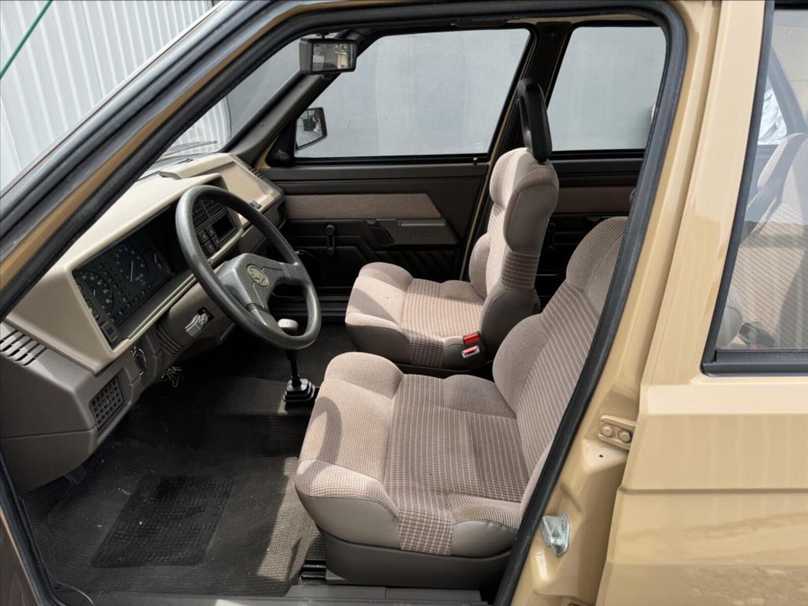 Škoda Favorit 20