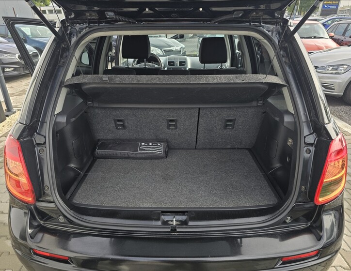 Suzuki SX4 22