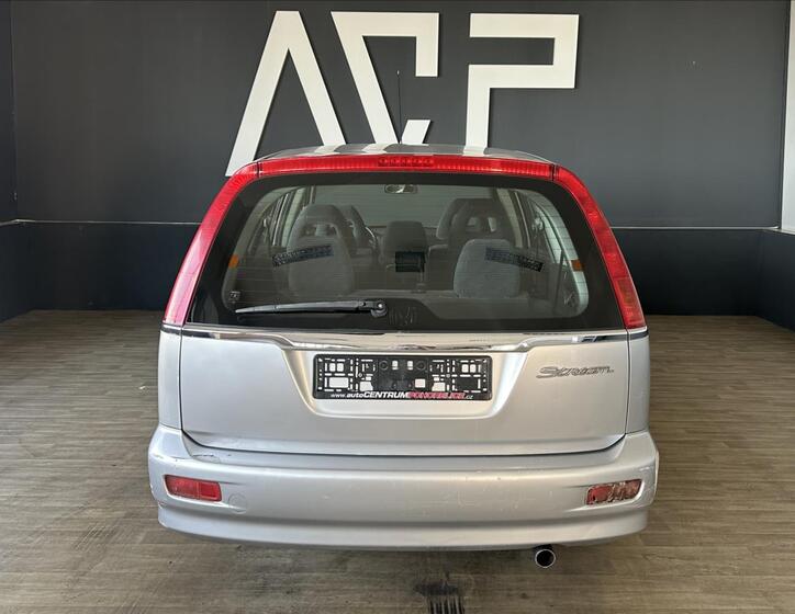 Honda Stream 7