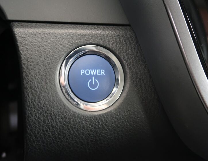 Toyota Camry 29