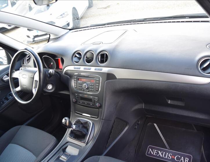 Ford Galaxy 22