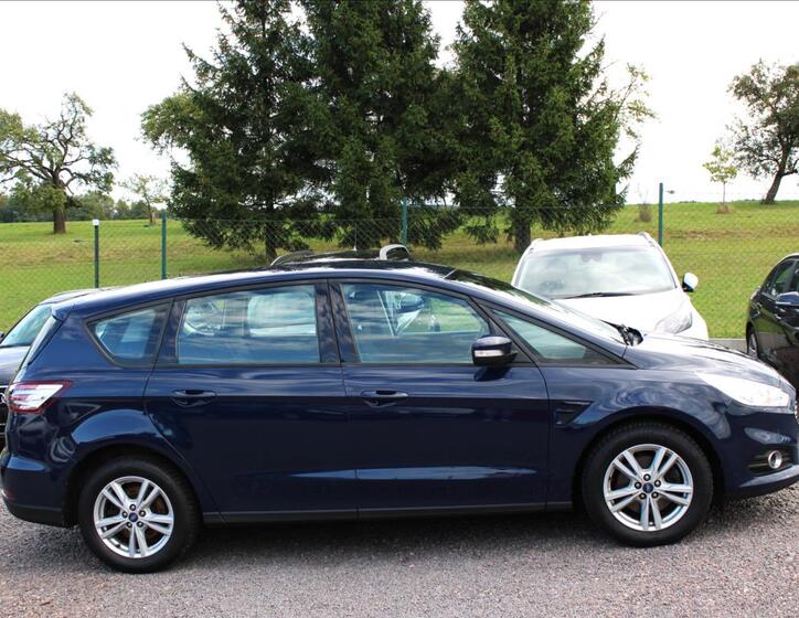 Ford S-MAX 4