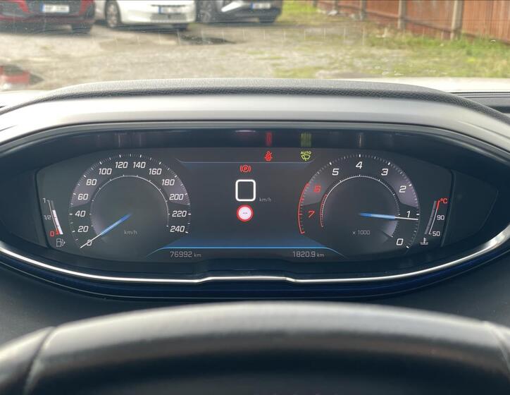 Peugeot 3008 9