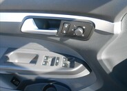 Volkswagen Touran 19