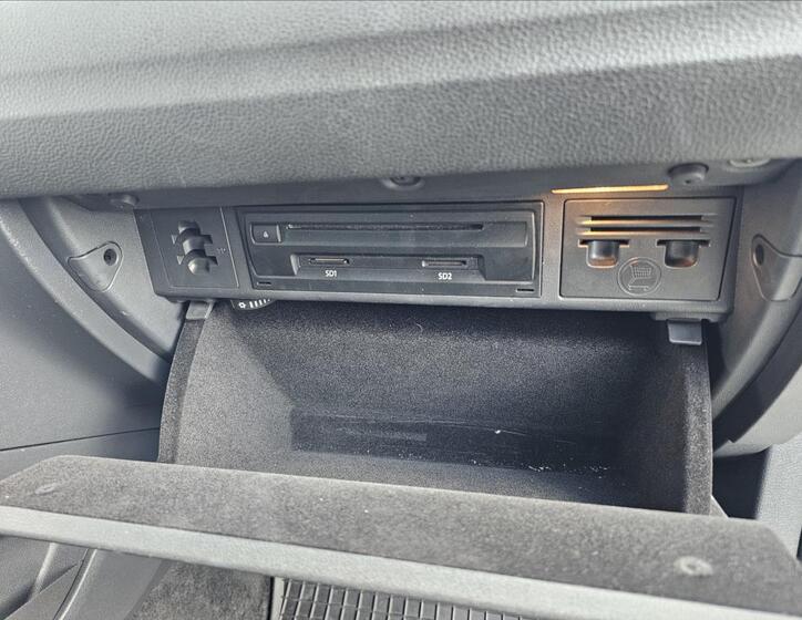 Volkswagen Golf Sportsvan 38