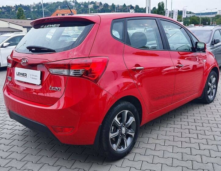 Hyundai ix20 5