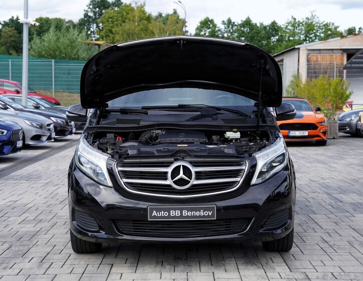 Mercedes-Benz Třídy V 9
