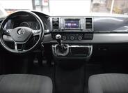 Volkswagen Multivan 15