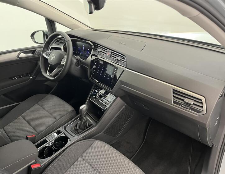 Volkswagen Touran 22