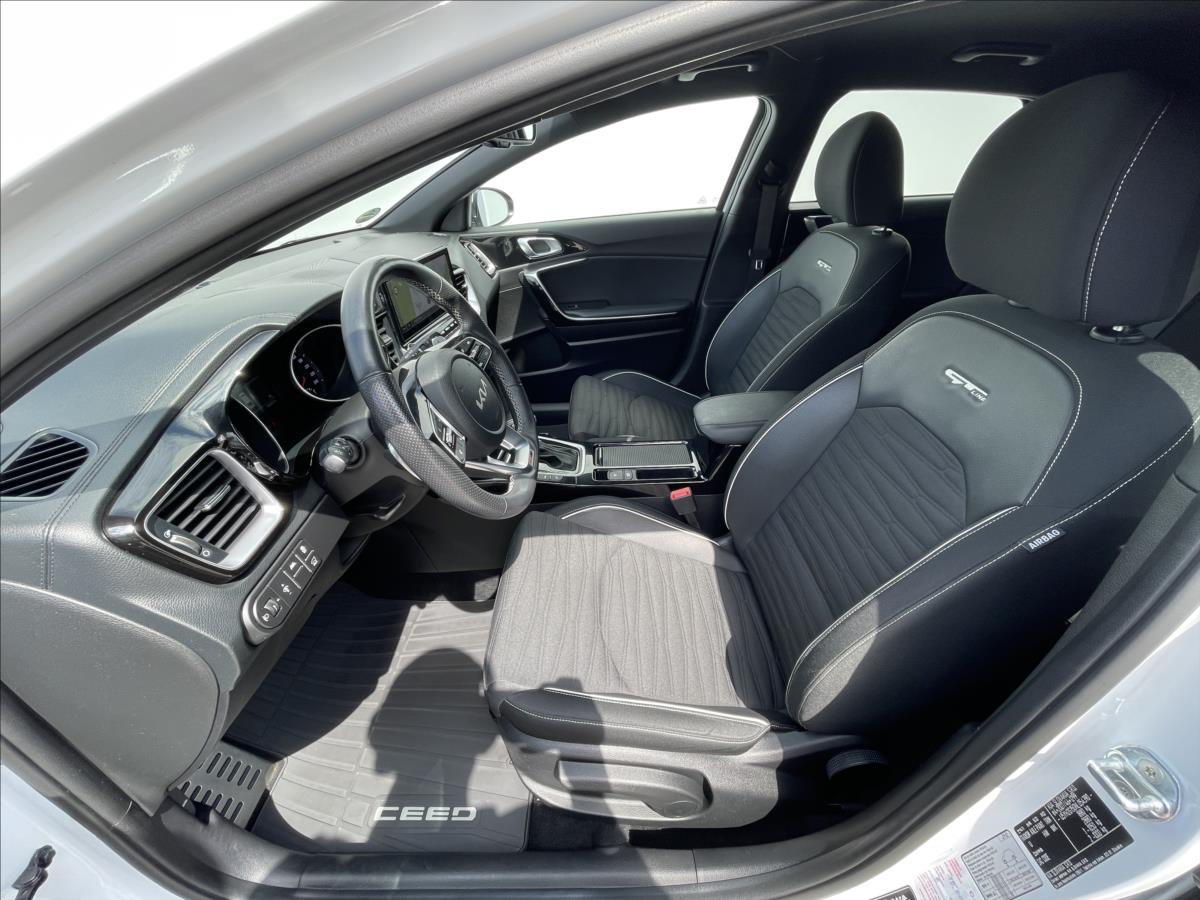 KIA ProCeed