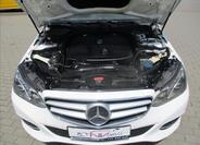 Mercedes-Benz Třídy E 24