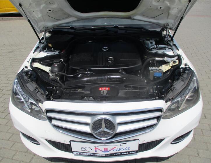Mercedes-Benz Třídy E 24