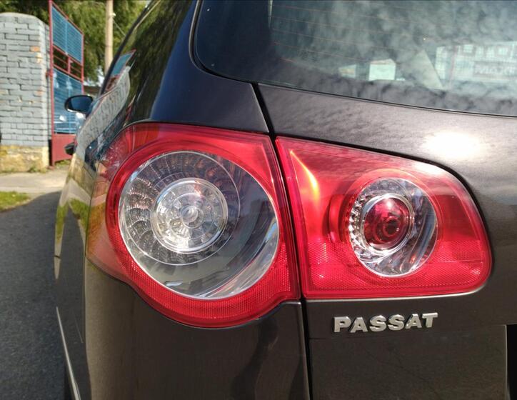 Volkswagen Passat 10