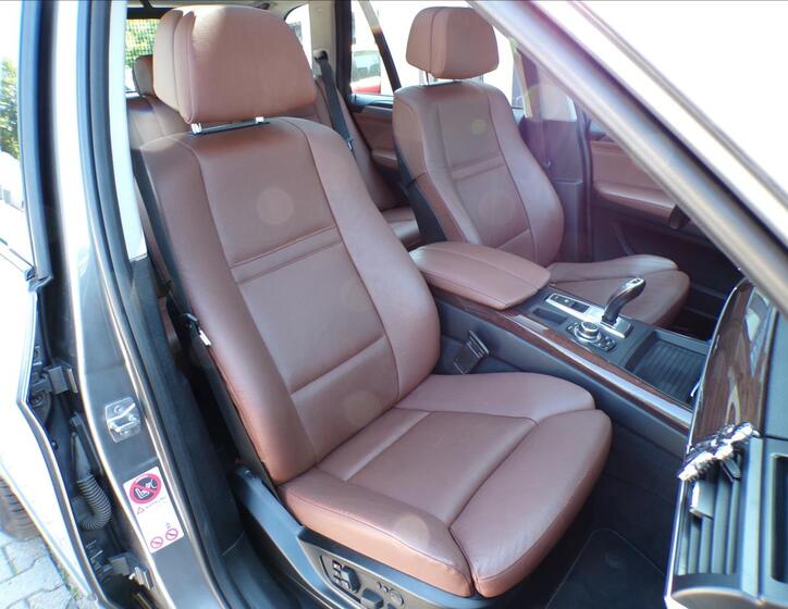 BMW X5 25