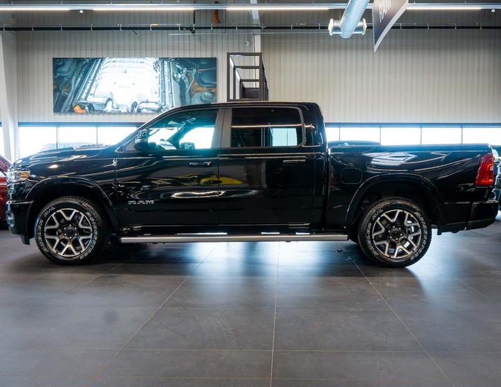 Dodge RAM 2