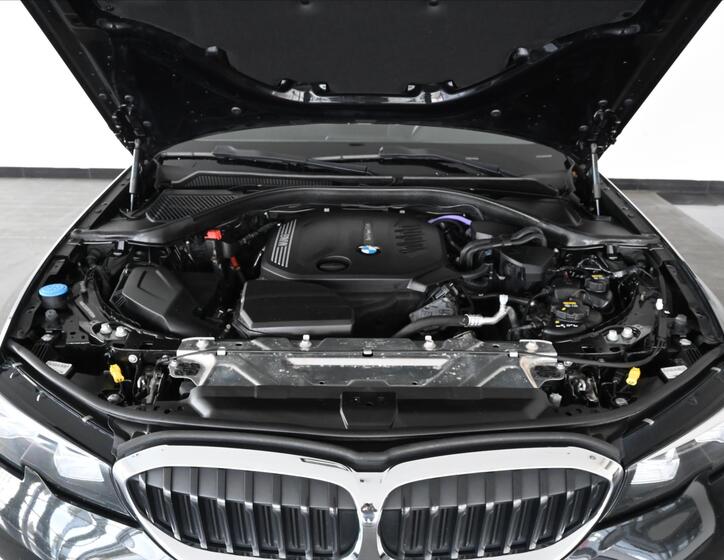 BMW Řada 3 5