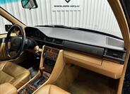 Mercedes-Benz 124 28