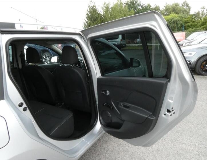 Dacia Logan 22
