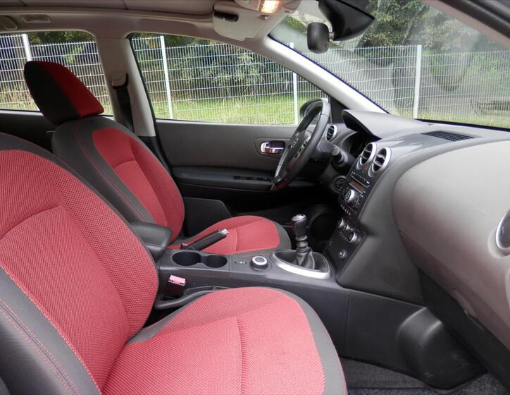 Nissan Qashqai 13