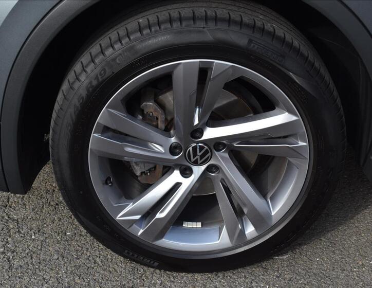 Volkswagen Tiguan Allspace 6