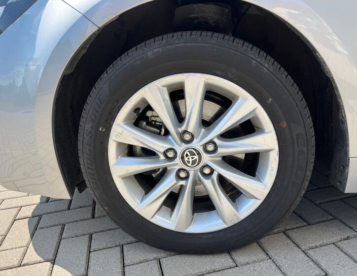 Toyota Corolla 31