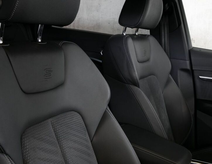 Audi e-tron 16