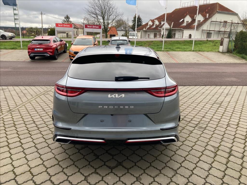 KIA ProCeed
