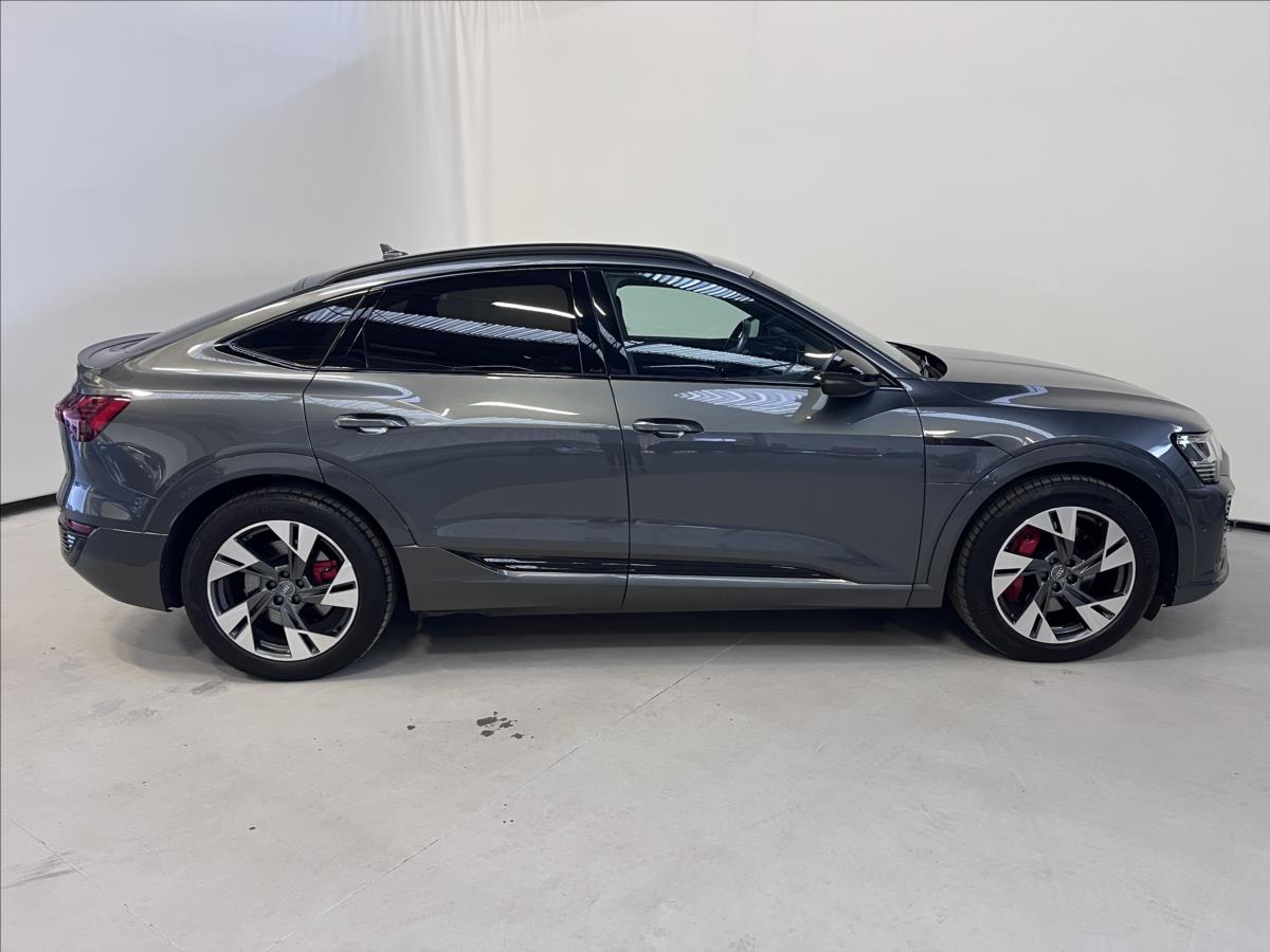 Audi Q8 e-tron