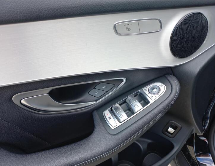Mercedes-Benz GLC 13
