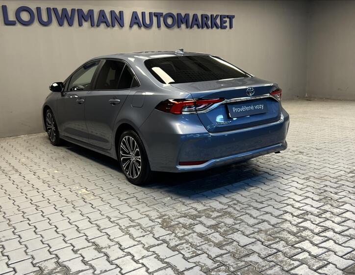 Toyota Corolla 15