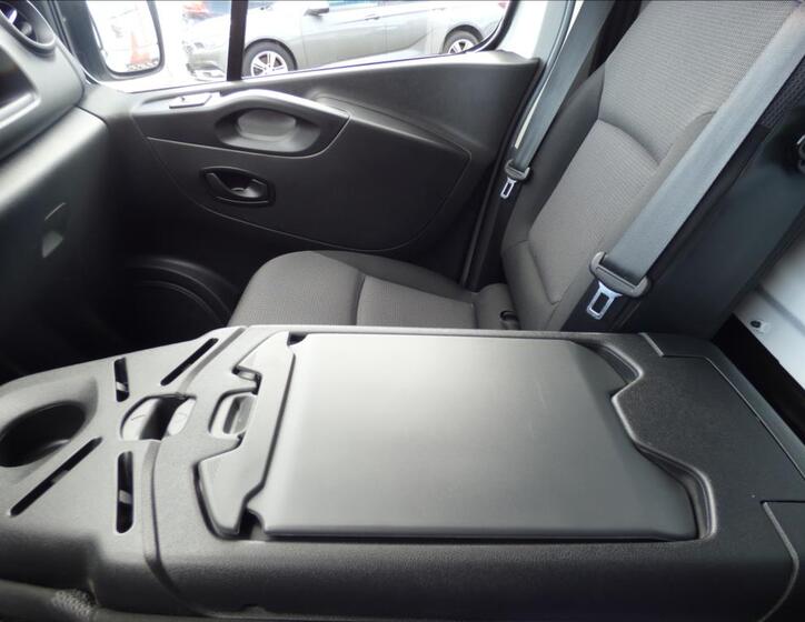 Renault Trafic 30
