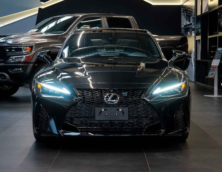 Lexus IS 10