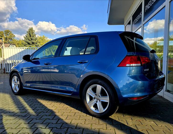 Volkswagen Golf 6