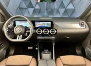 Mercedes-Benz GLA 10