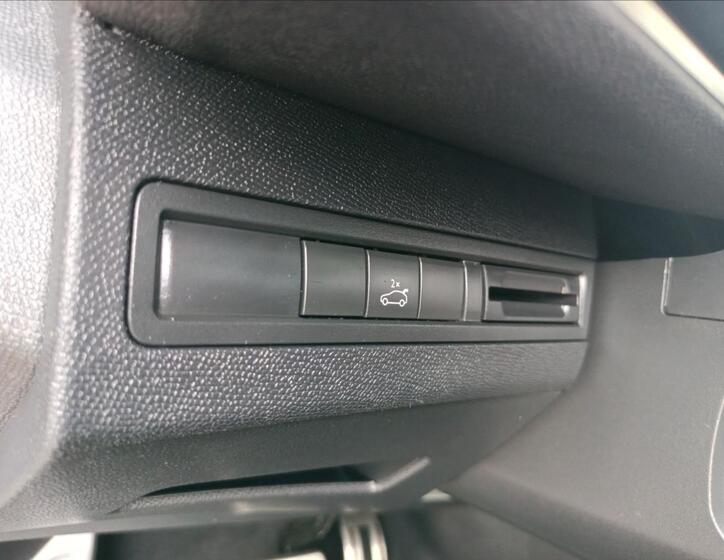Peugeot 3008 18