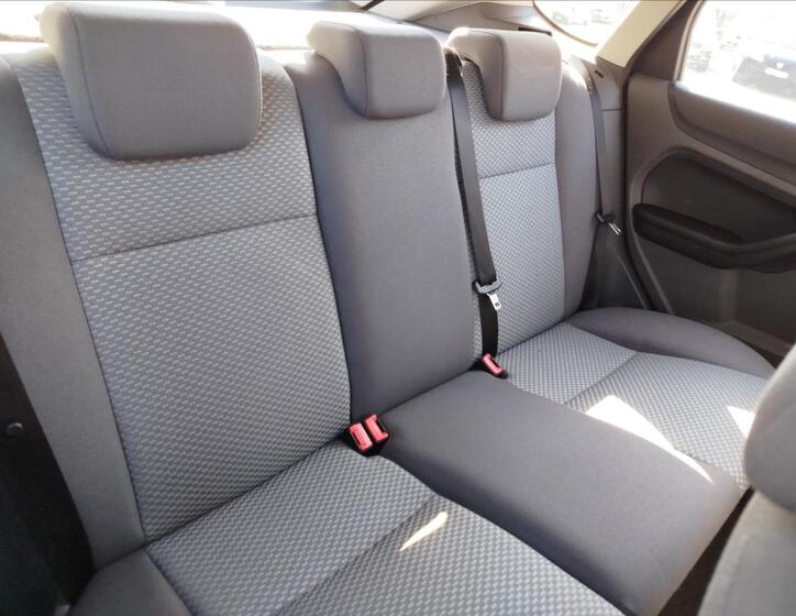 Ford Focus 24