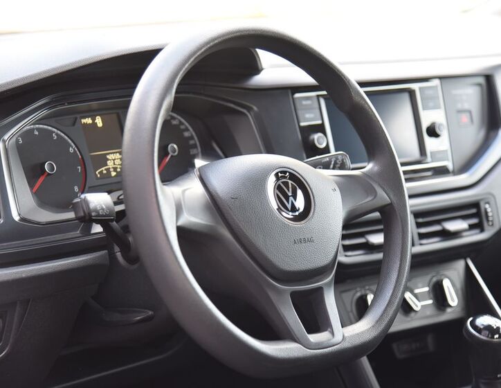 Volkswagen Polo 11