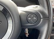 Mini Countryman 18