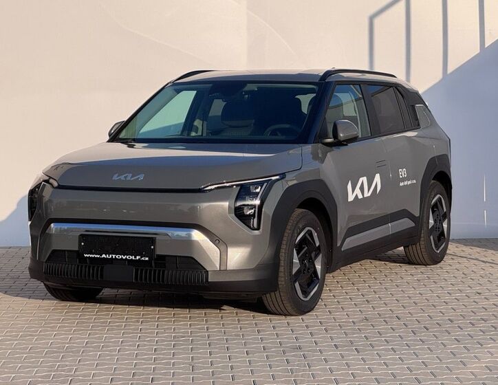 KIA EV3 4