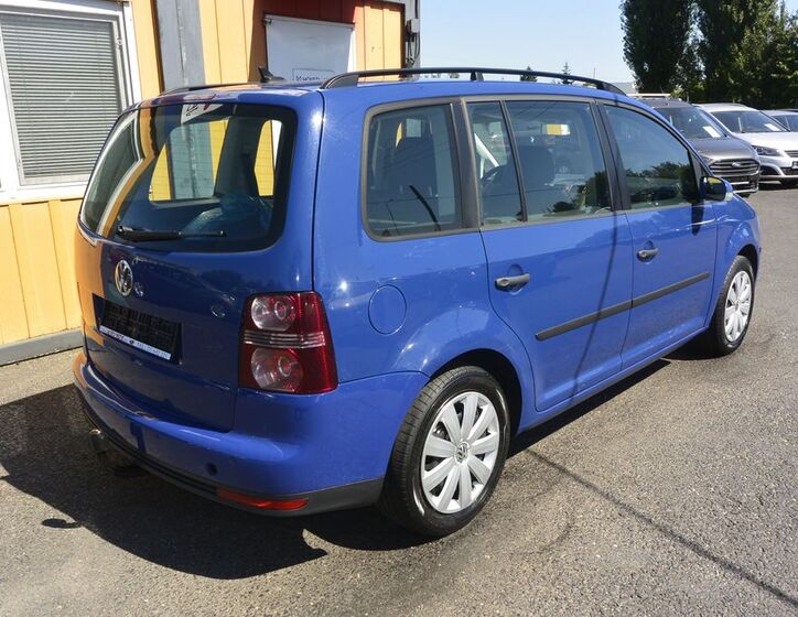 Volkswagen Touran 5