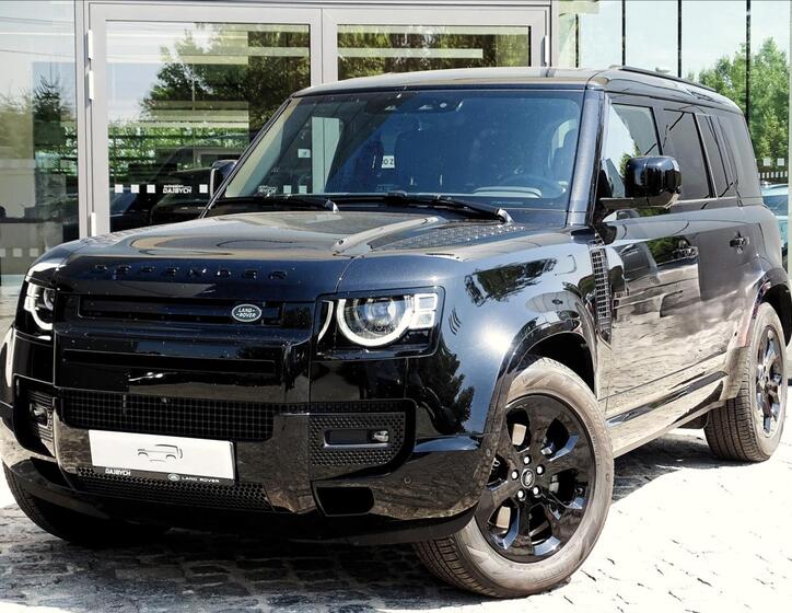 Land Rover Defender 1