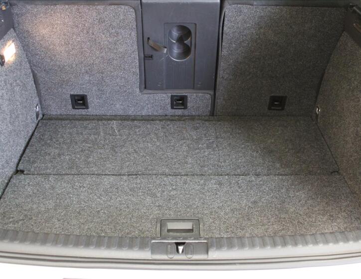Volkswagen Tiguan 8