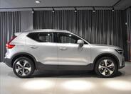 Volvo XC40 3