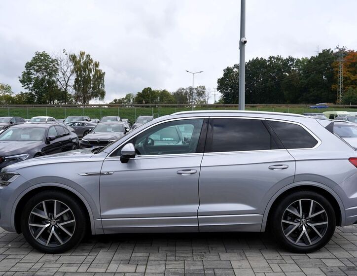 Volkswagen Touareg 3